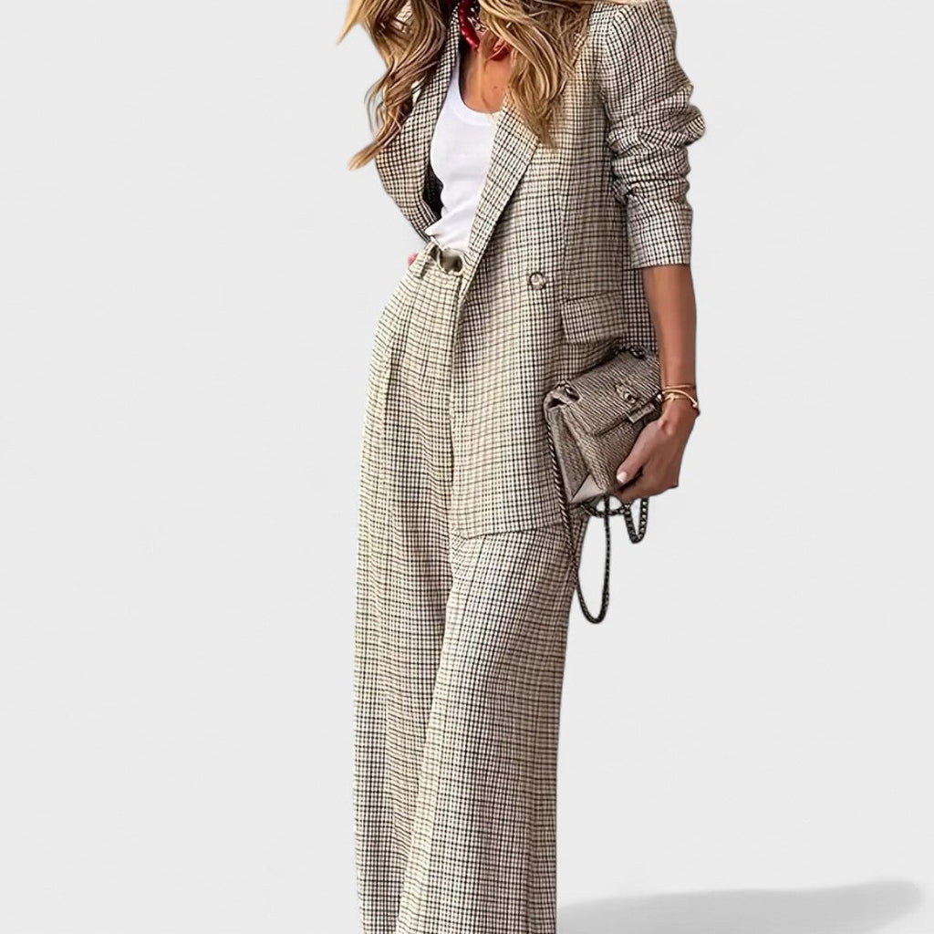 Chloe - Elegant Tailored Suit