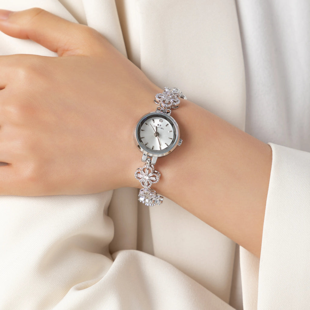 Poppy - Rounded Bracelet Watch
