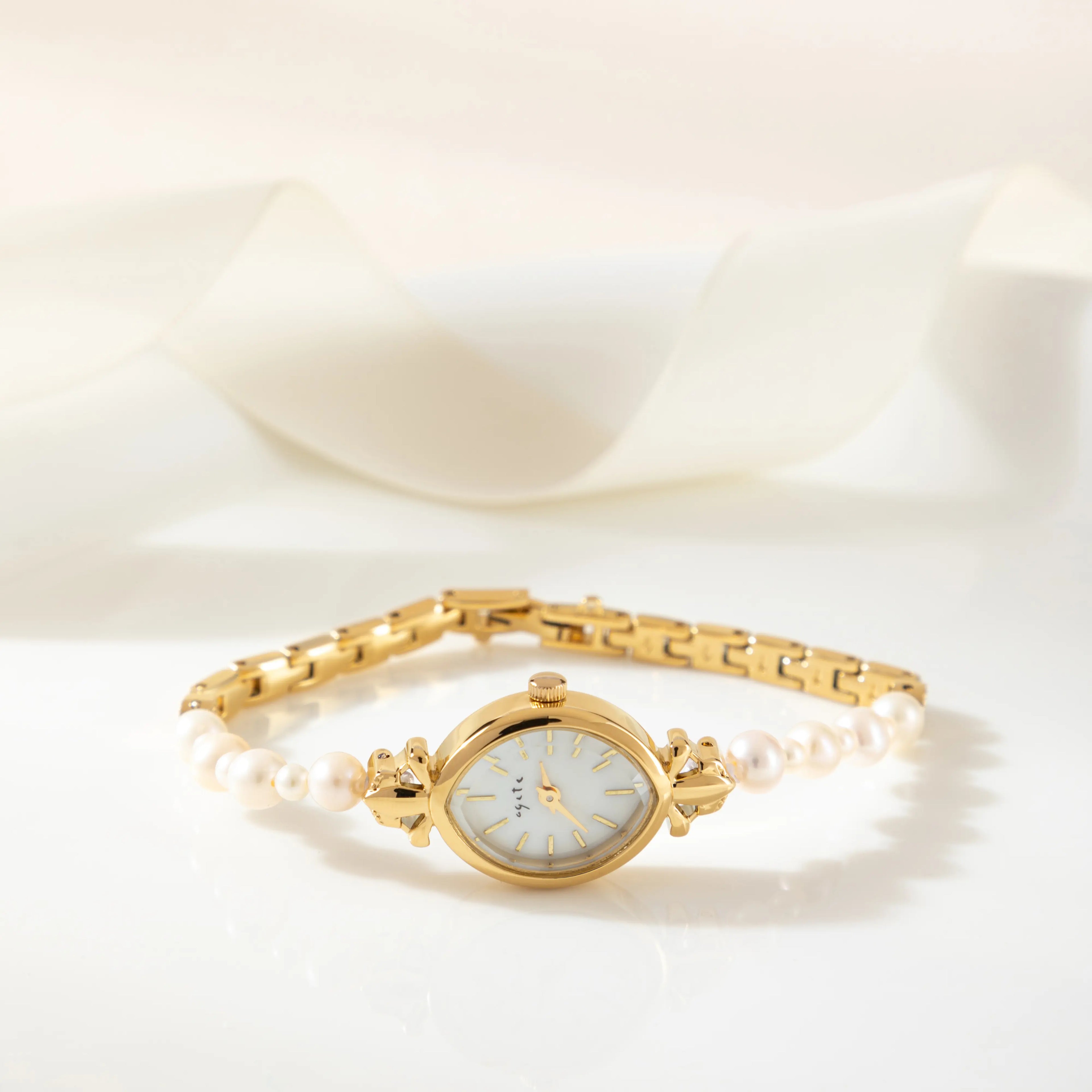 Ella - Crystal Gold Watch