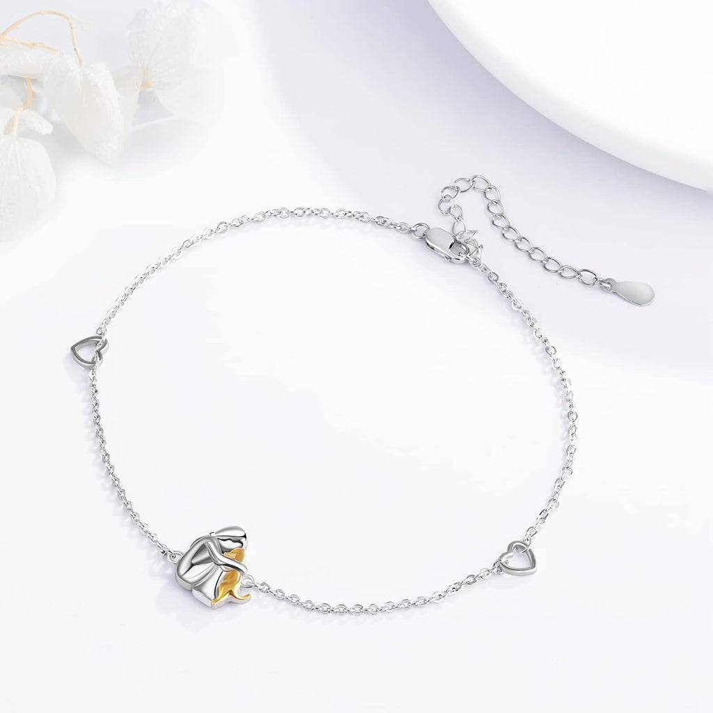 Chloe - Dog Hug Bracelet