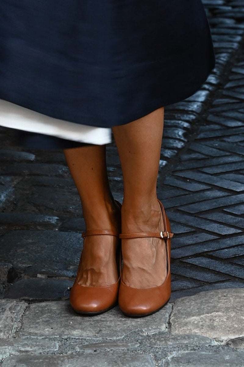 Daisy - Everyday Low-Heel Sandals
