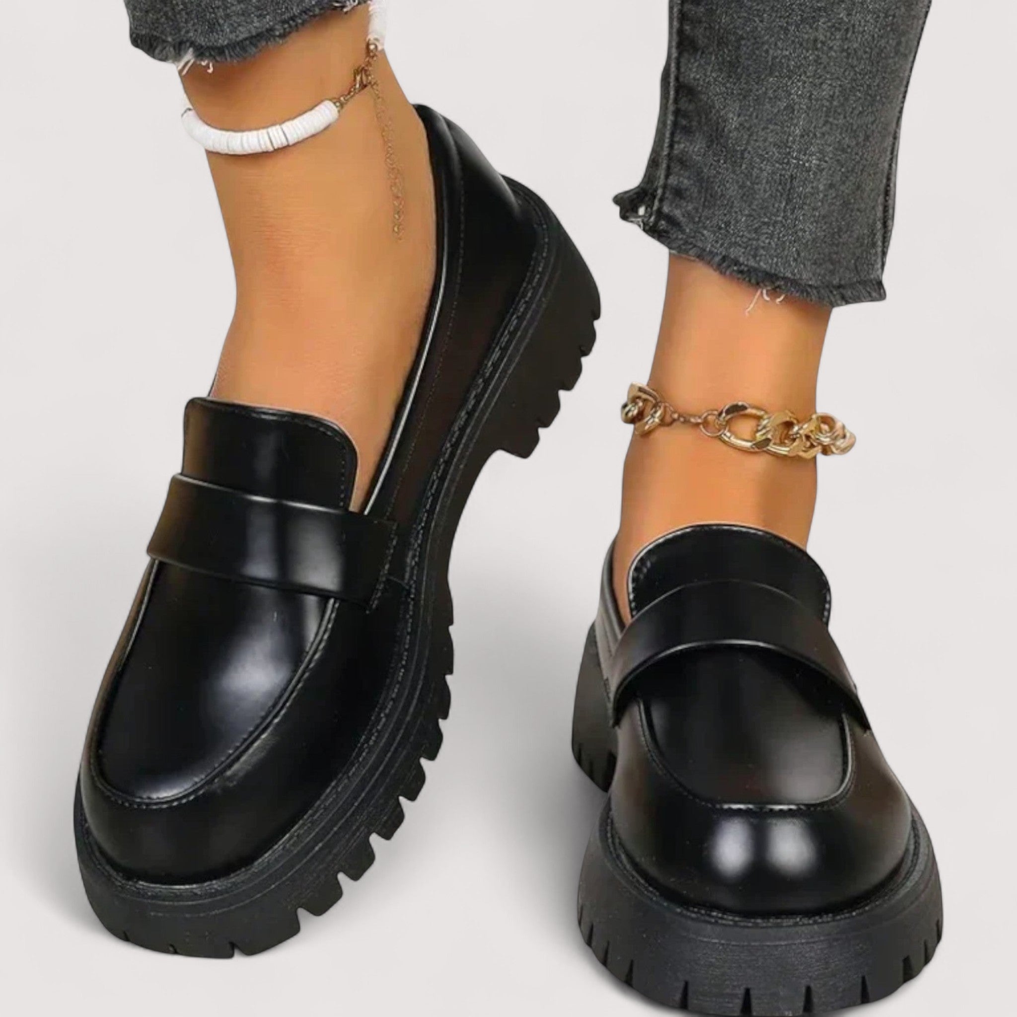 Freya - Practical and Elegant Loafers
