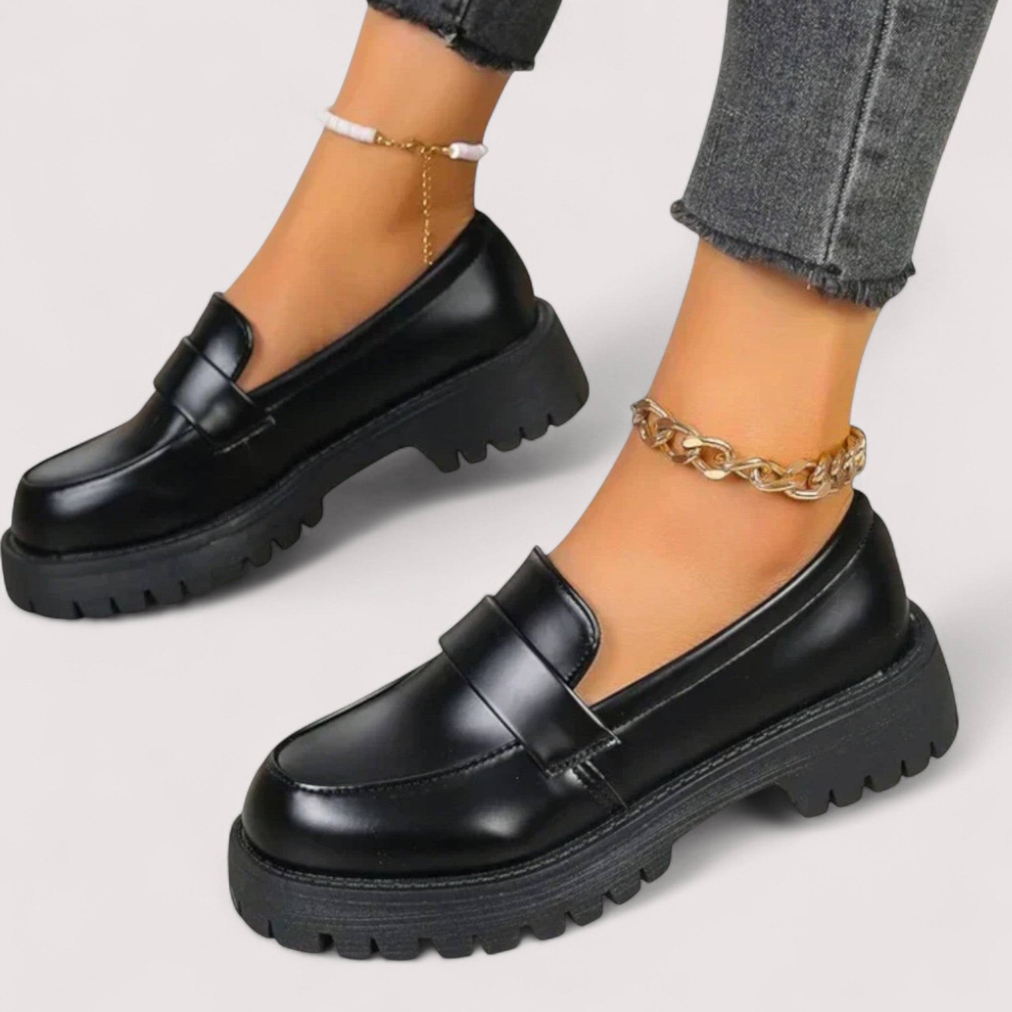 Freya - Practical and Elegant Loafers