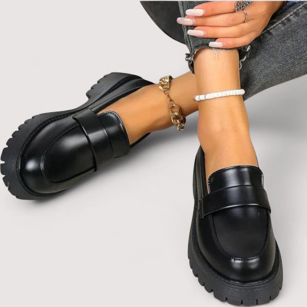 Freya - Practical and Elegant Loafers