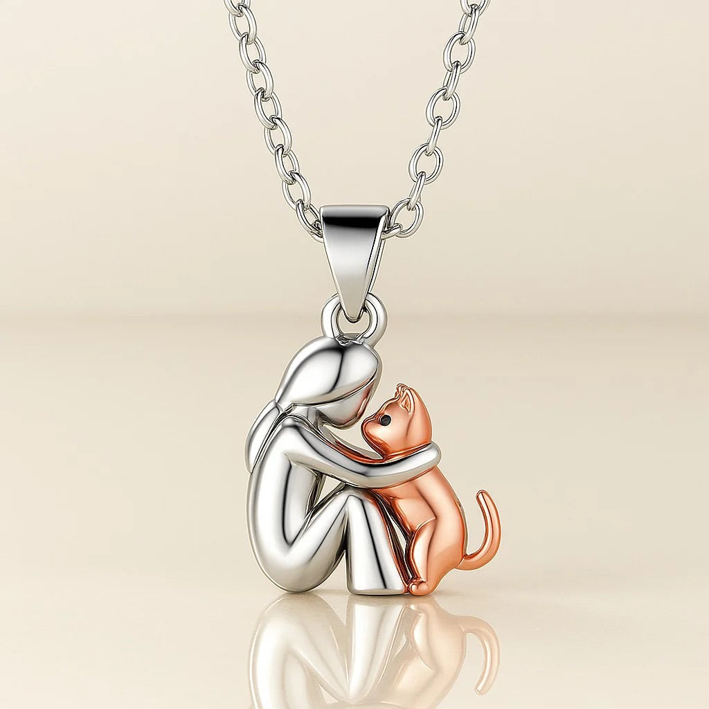 Poppy - Cat Hug Necklace