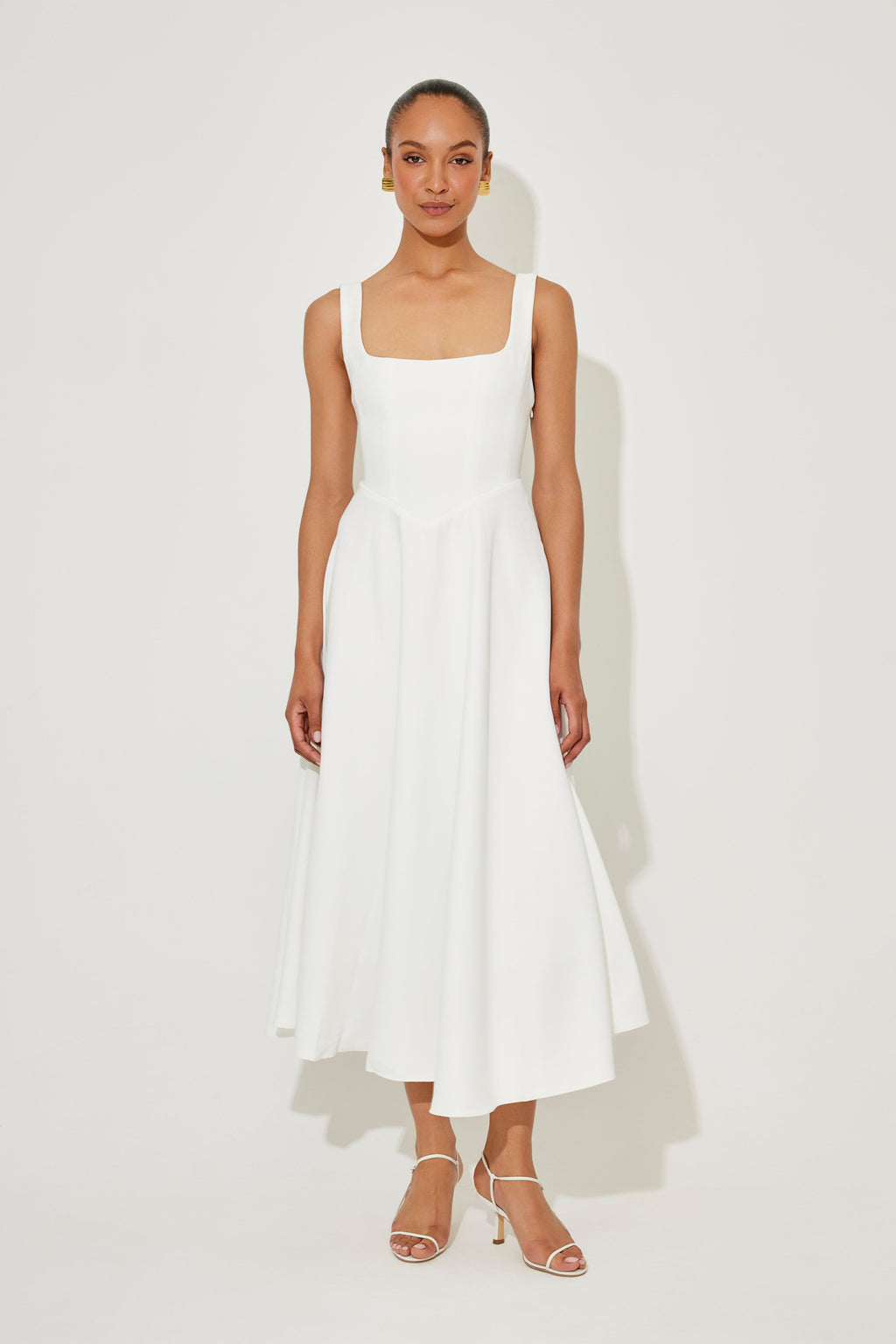 Kiara - Elegant Midi Dress