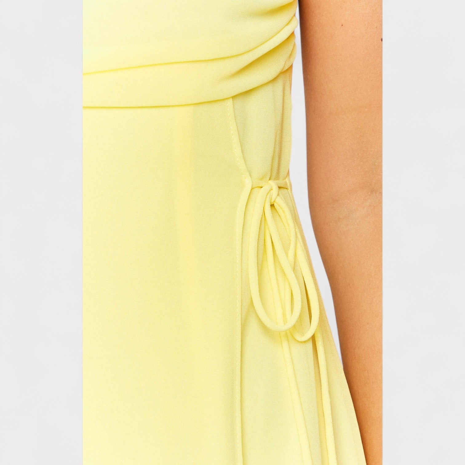 Lauren - Elegant Maxi Dress