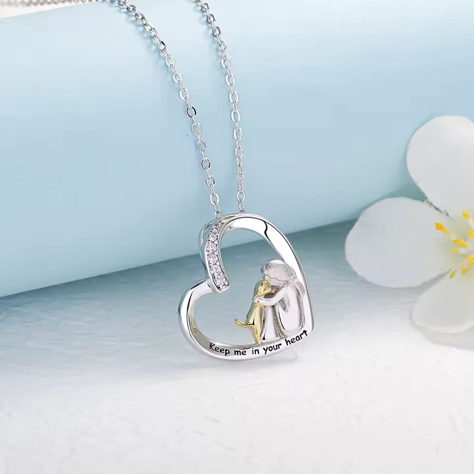 Georgia - Dog Hug Necklace