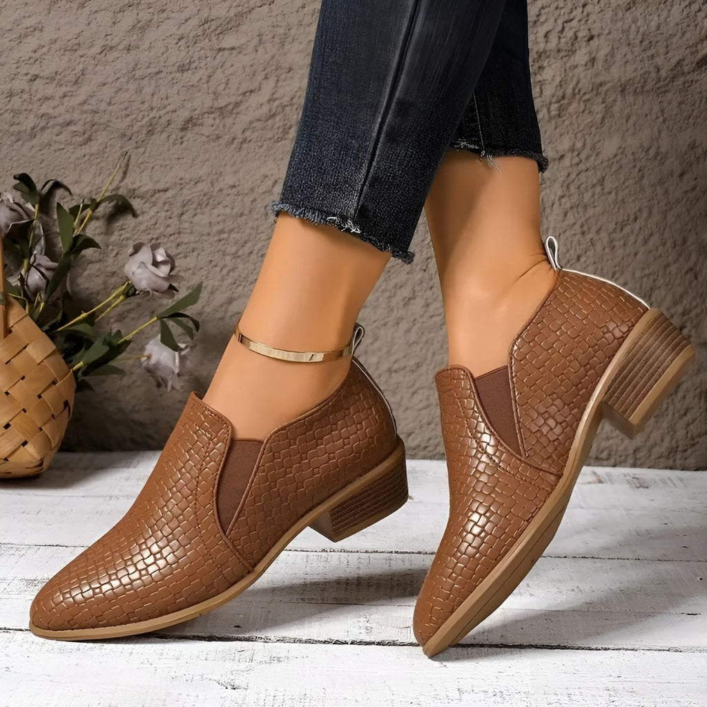 Alexia - Elegant and Comfortable Oxford Shoes