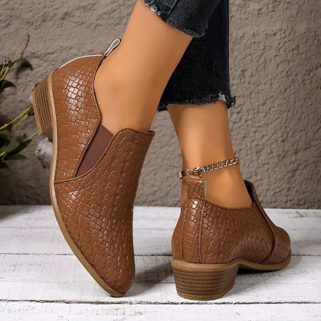Alexia - Elegant and Comfortable Oxford Shoes