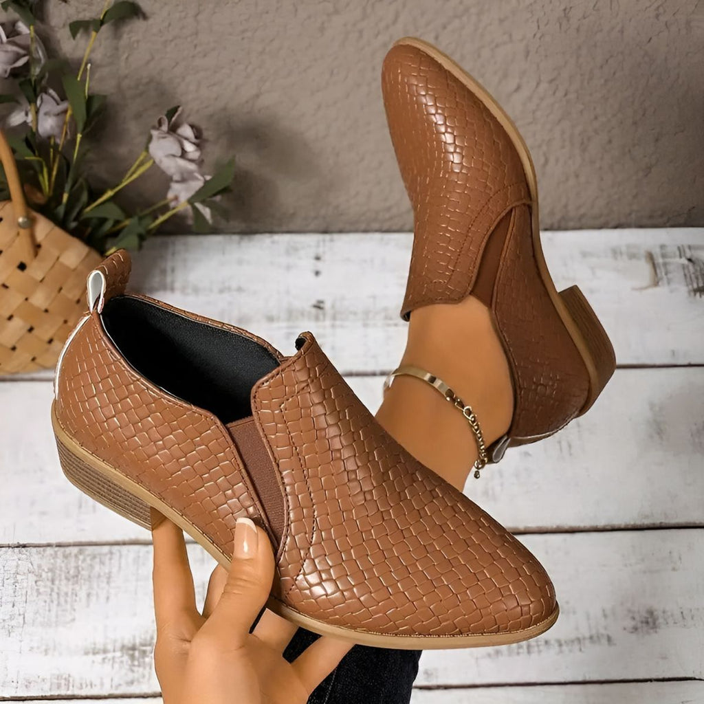Alexia - Elegant and Comfortable Oxford Shoes