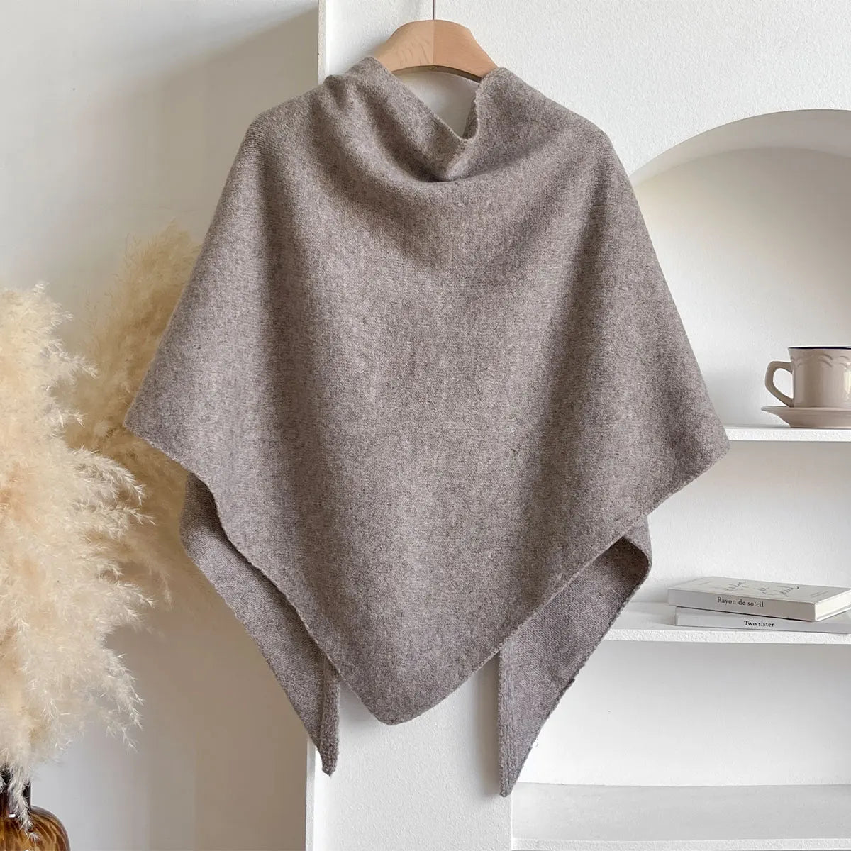 Bella - Soft Autumn Cape