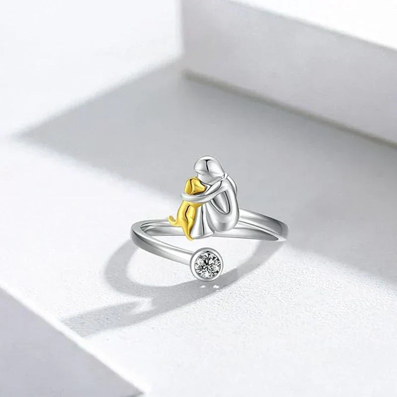 Evie - Dog Hug Ring