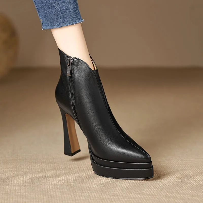 Tahlia - Retro Modern Boots
