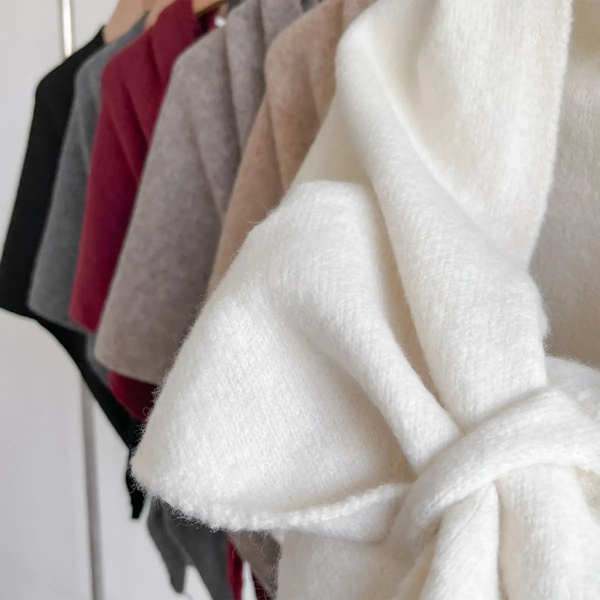 Bella - Soft Autumn Cape