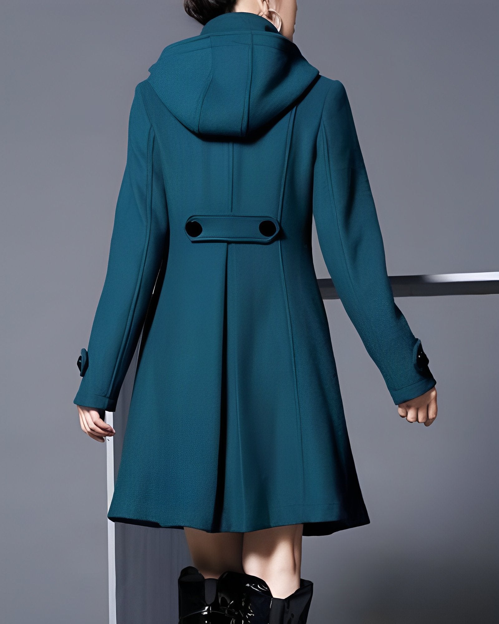 Quinn - Elegant Coat