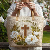 Noeline - Padded bag with cross pattern