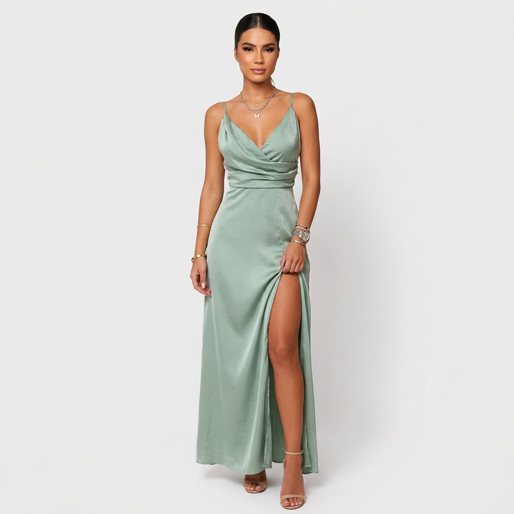 Mia - Elegant Maxi Dress