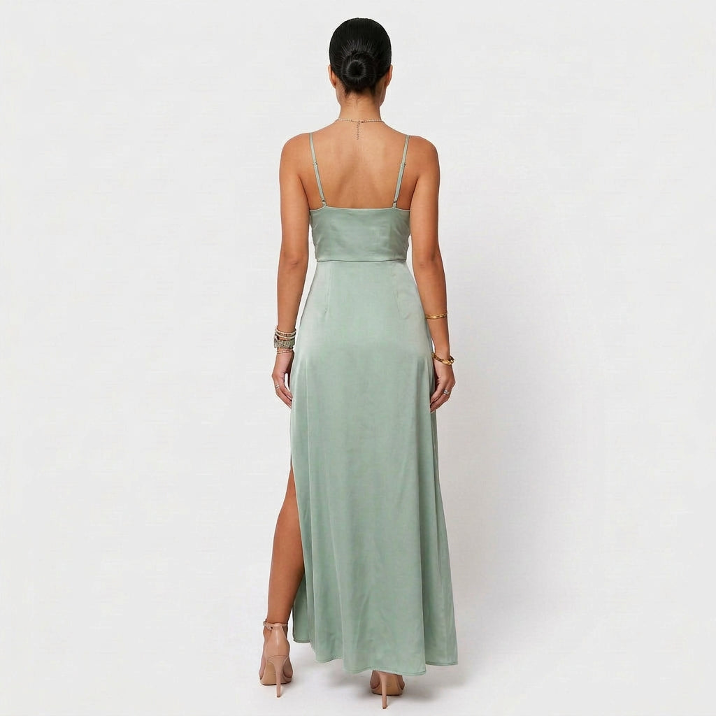 Mia - Elegant Maxi Dress