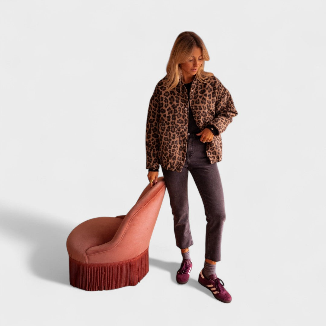 Gina - Modern Leopard Print Coat