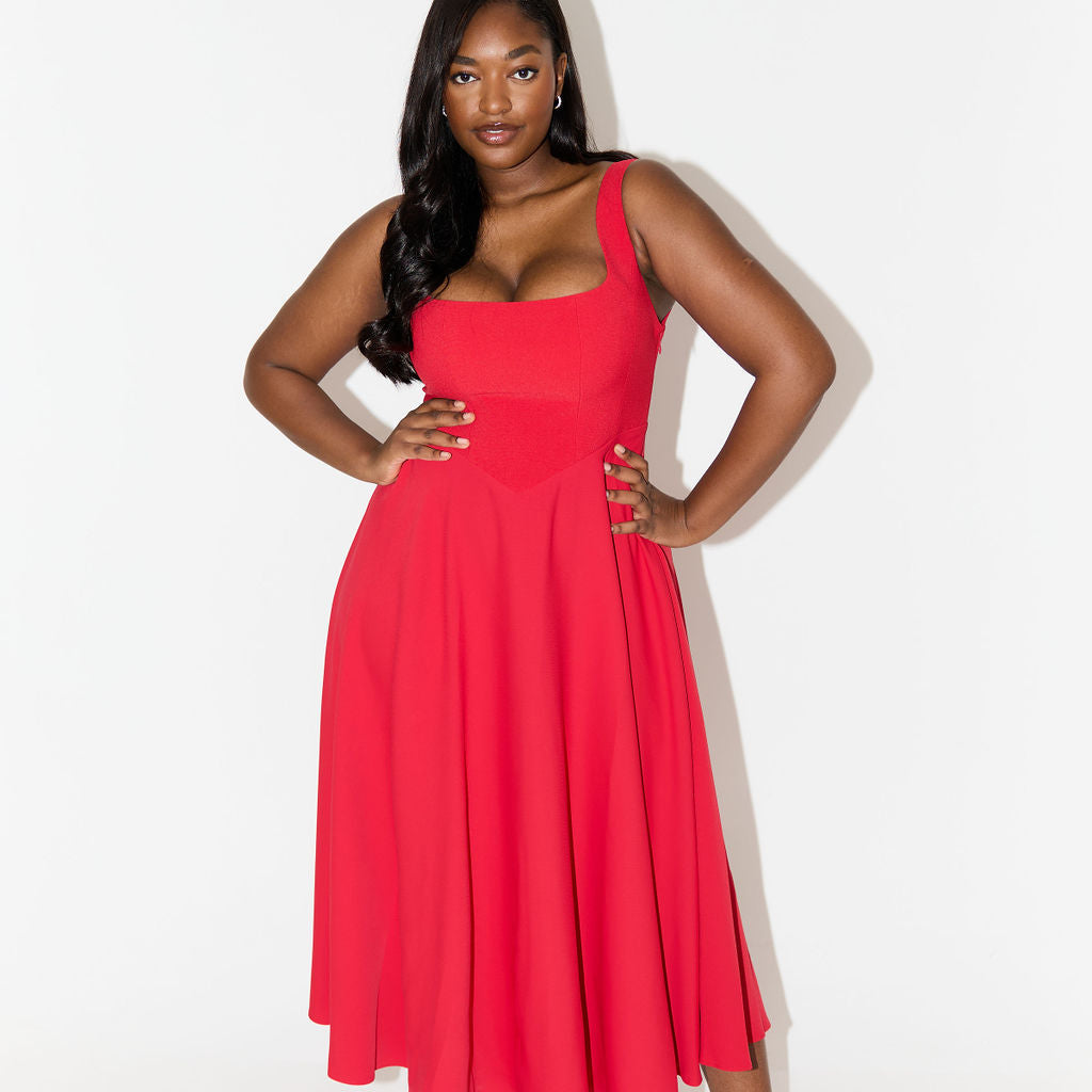 Kiara - Elegant Midi Dress