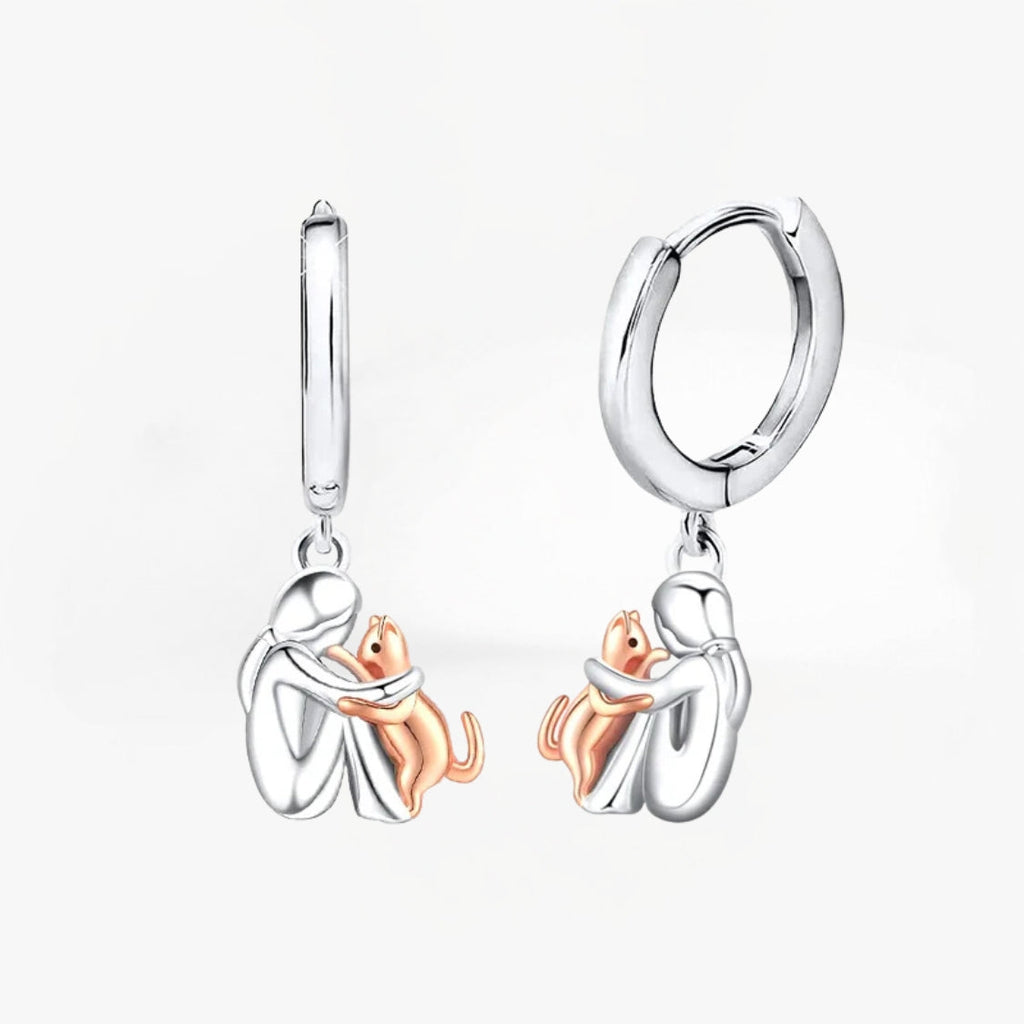 Willow - Cat Hug Round Clasp Earrings
