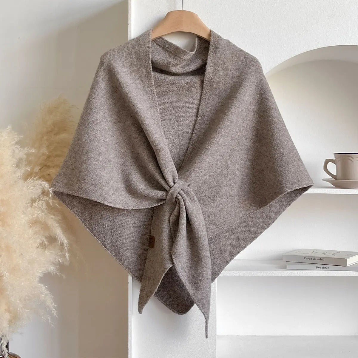 Bella - Soft Autumn Cape